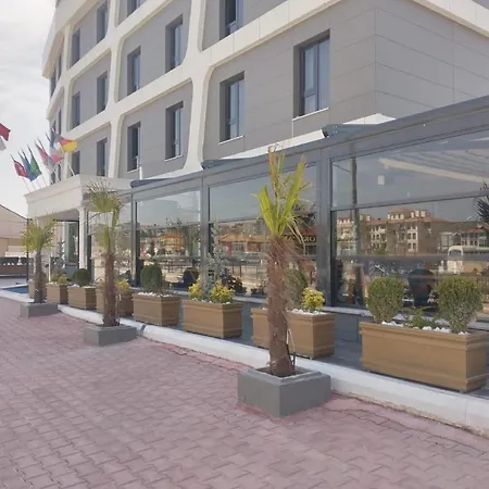 Hotel Kahra 4*